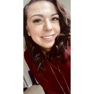 Meet your Posher, Lizzie